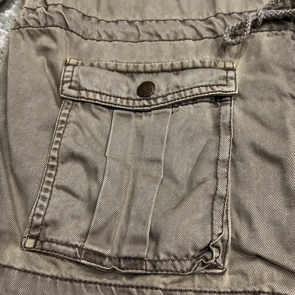 Distressed Army Green Jacket - Picture 3 of 9